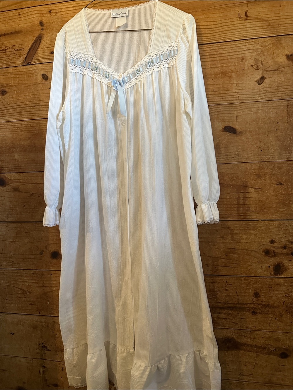 Vintage Willow Creek White Cotton Nightgown with Lace Trim